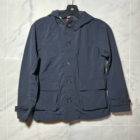 Uniqlo light weight nylon jacket for kids sizes 10 - Picture 3 of 10